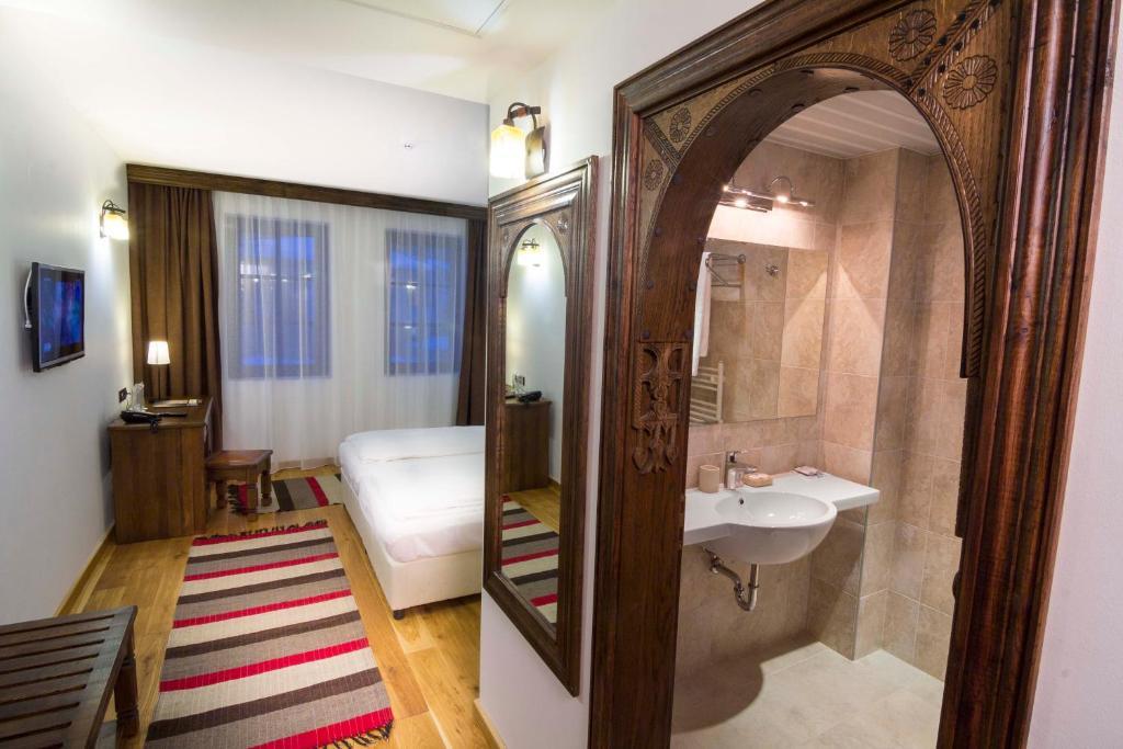 Arbanashki Han Hotelcomplex Arbanasi Bagian luar foto