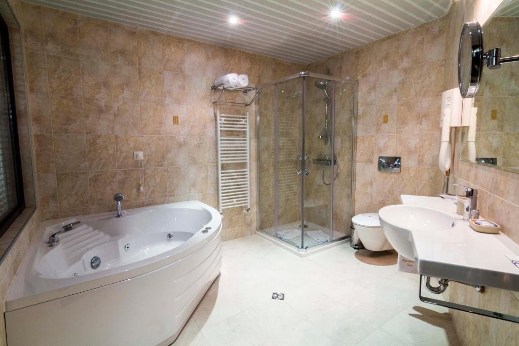 Arbanashki Han Hotelcomplex Arbanasi Bagian luar foto